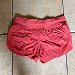 RARE seawheeze lululemon chase me shorts from 2017